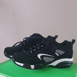 Men's Sports Sneakers Size 8 1/2